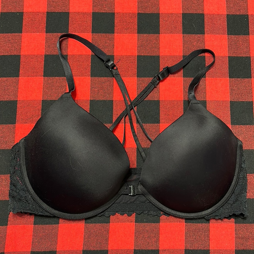 La Senza 38D racer back front closure